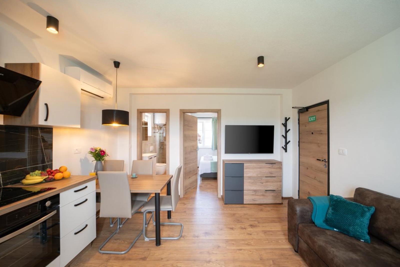 Apartment Emilia